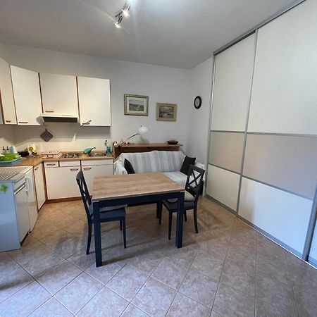 App Rojko Apartment โลเวร็ตชิกา ภายนอก รูปภาพ